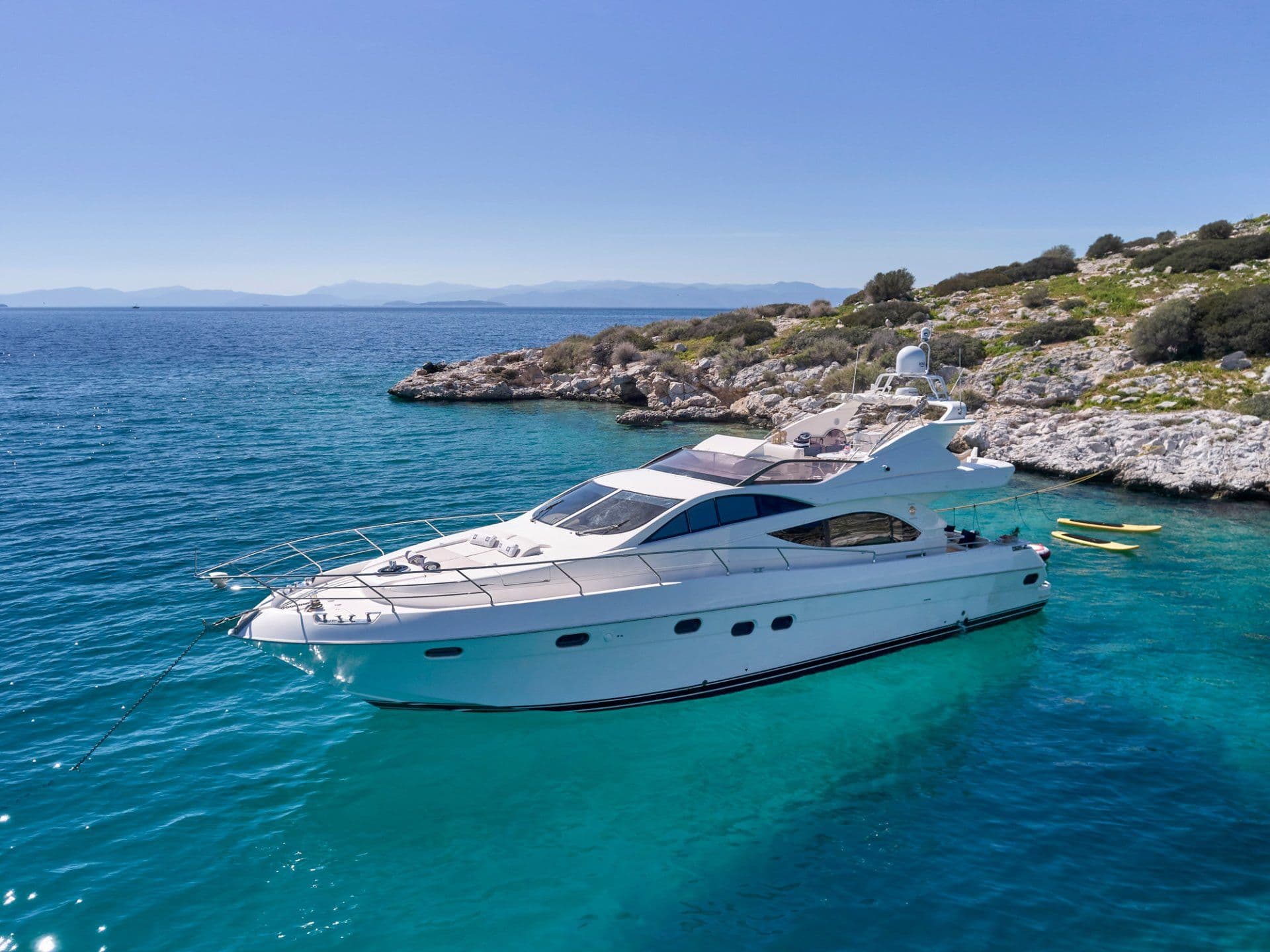 20-metre Altamar motor yacht Lady L — stylish family charter for 8 guests in Greece