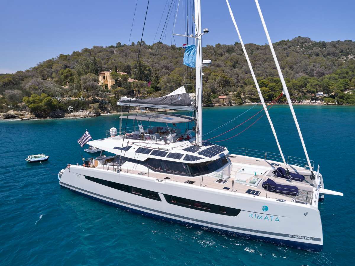 20-metre Fountaine Pajot Alegria 67 sailing catamaran Kimata — award-winning with full teak deck, charter for 8 guests