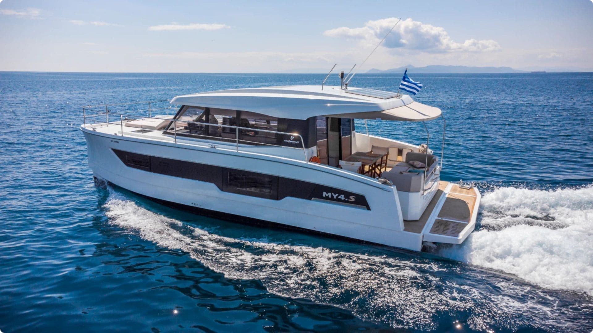 11-metre Fountaine Pajot MY4.S power catamaran My Angel — nimble charter for 8 guests in Greece